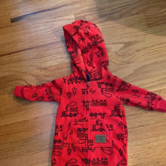 Carter’s 3 month boys fleece red hooded one piece - Picture 3 of 5
